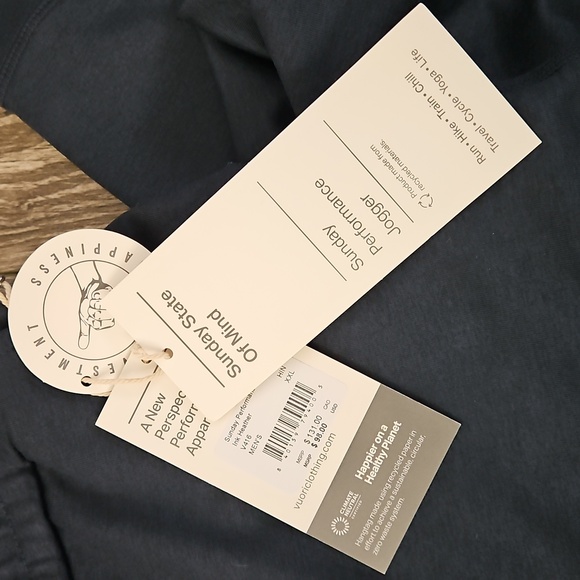 NWT Vuori Sunday Performance Jogger - Picture 3 of 4